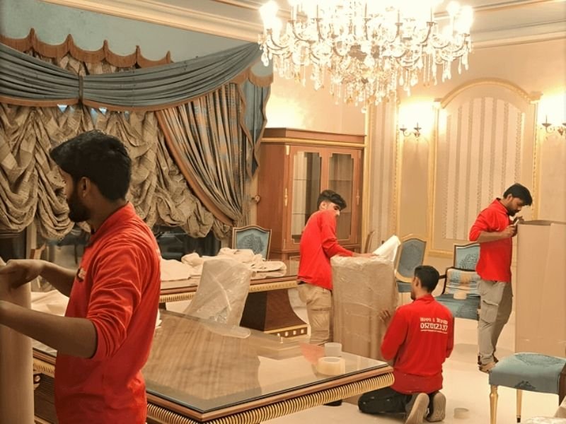Movers in Abu Dhabi – Professional & Reliable Moving Services